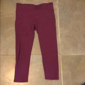 Fabletics cropped leggings